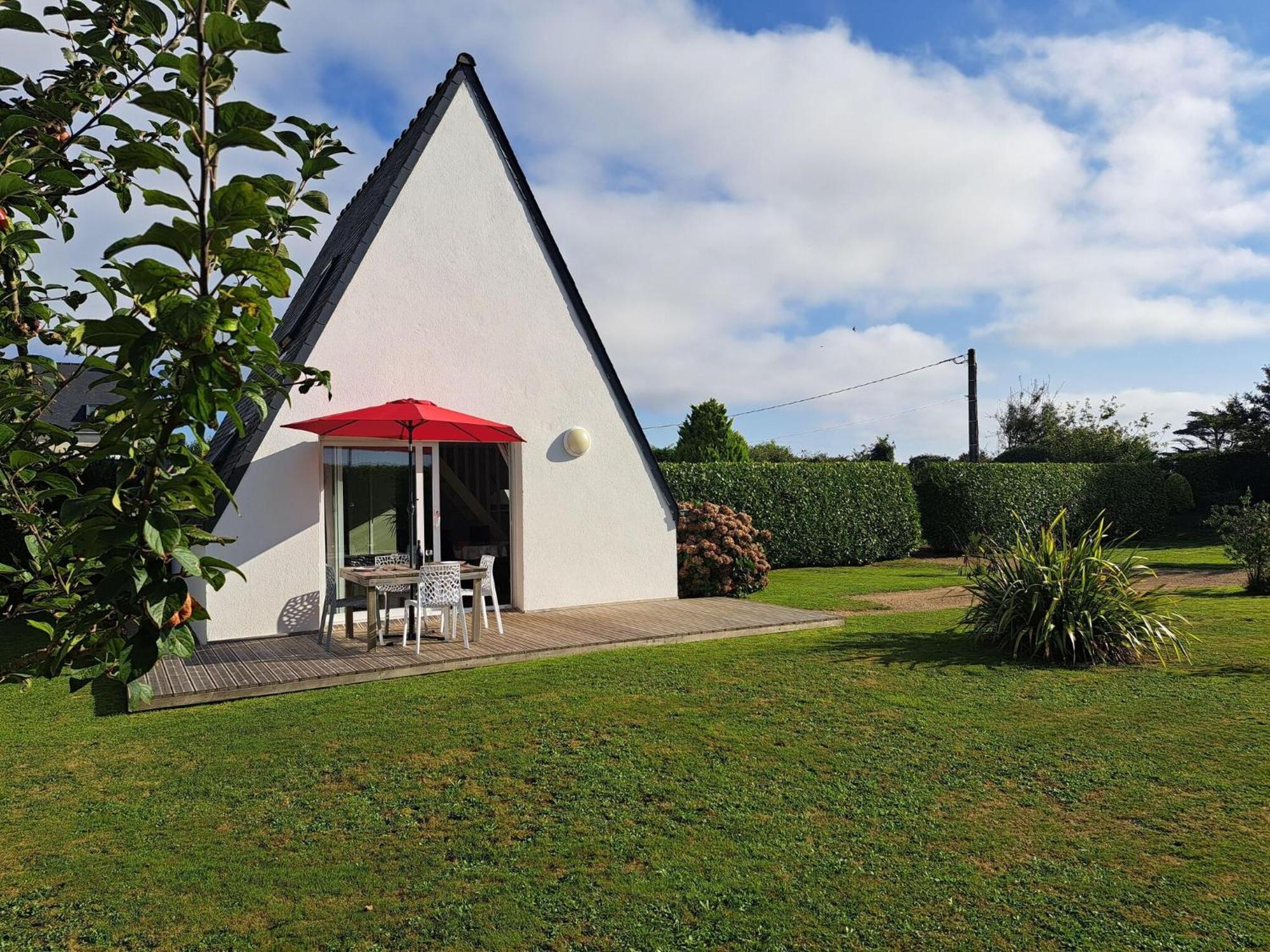 Cottage, Beuzec Cap Sizun Exterior photo